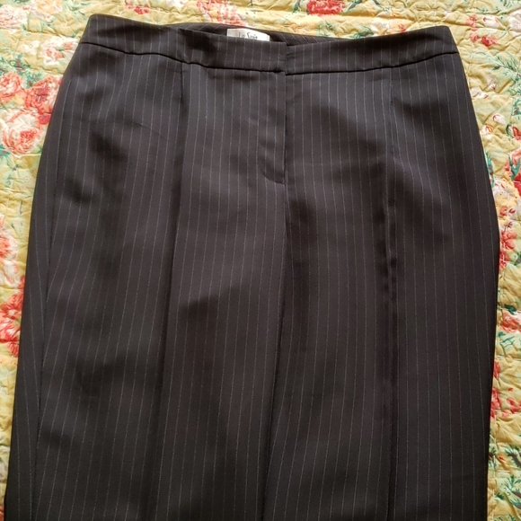 Le Suit Blue Pinstripe Career Pant Suit EUC - Picture 8 of 9